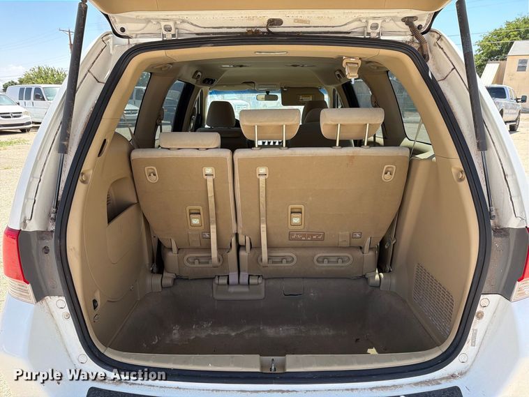 image for item EF6438 2008 Honda Odyssey van