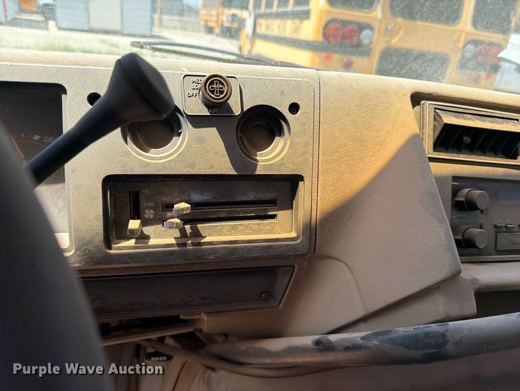 image for item EF6439 1995 Chevrolet G-series school bus