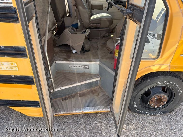 image for item EF6439 1995 Chevrolet G-series school bus