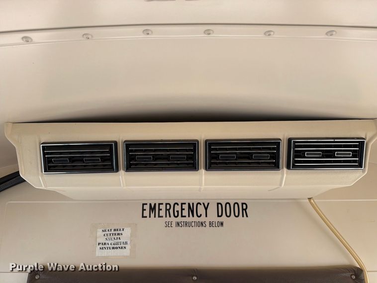 image for item EF6439 1995 Chevrolet G-series school bus