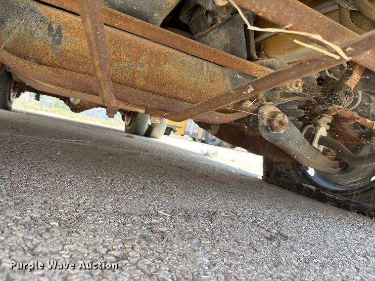 image for item EF6439 1995 Chevrolet G-series school bus