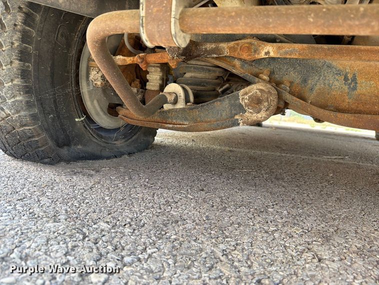 image for item EF6439 1995 Chevrolet G-series school bus