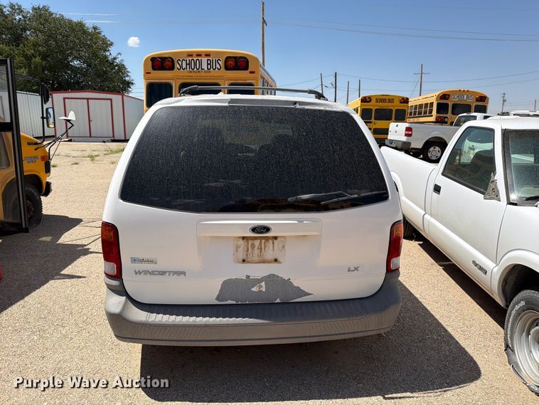 image for item EF6440 2000 Ford Windstar van