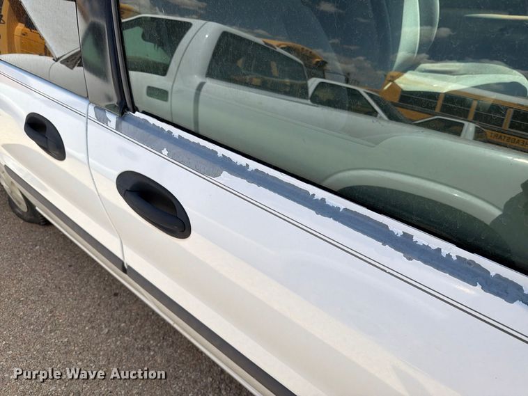 image for item EF6440 2000 Ford Windstar van