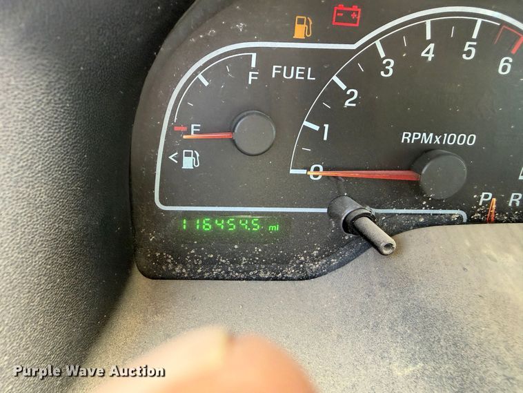 image for item EF6440 2000 Ford Windstar van