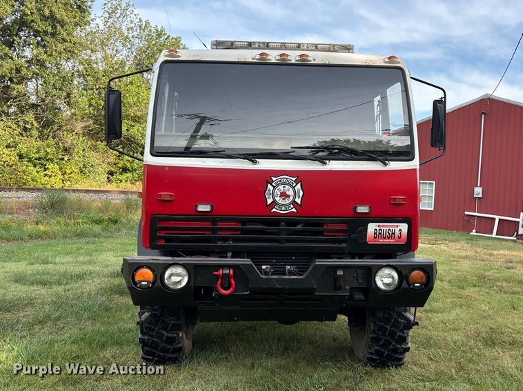 image for item EO4490 1996 Stewart & Stevenson brush fire truck