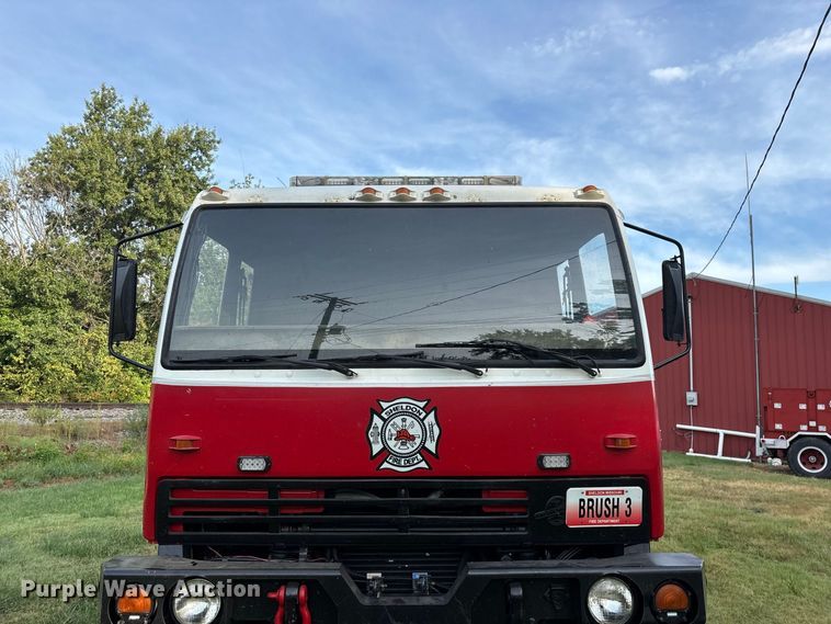 image for item EO4490 1996 Stewart & Stevenson brush fire truck
