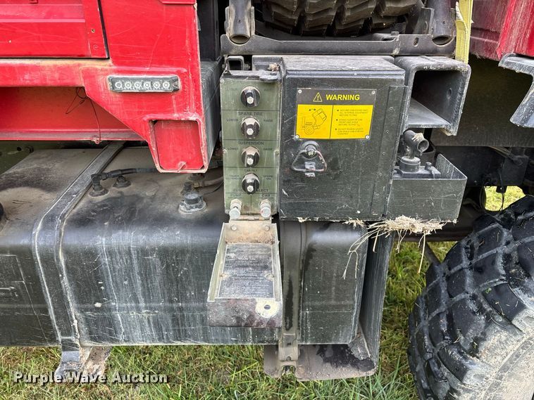 image for item EO4490 1996 Stewart & Stevenson brush fire truck