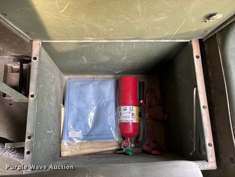 image for item EO4490 1996 Stewart & Stevenson brush fire truck