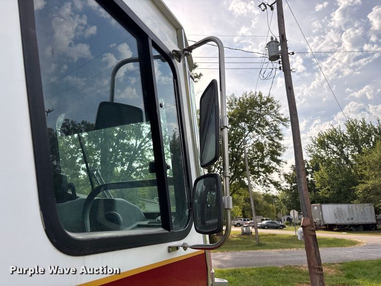 image for item EO4491 1996 E-One Emergency pumper fire truck