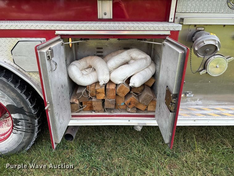 image for item EO4491 1996 E-One Emergency pumper fire truck
