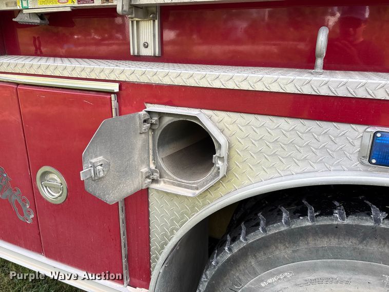image for item EO4491 1996 E-One Emergency pumper fire truck