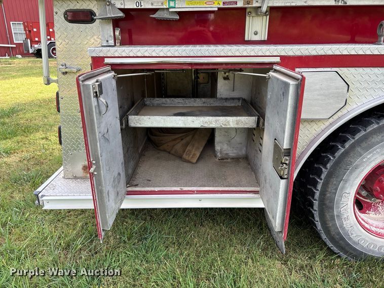 image for item EO4491 1996 E-One Emergency pumper fire truck
