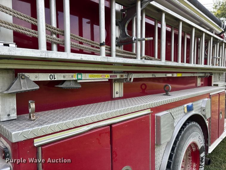 image for item EO4491 1996 E-One Emergency pumper fire truck