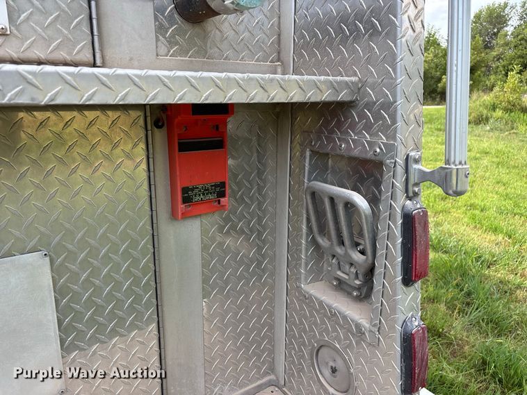 image for item EO4491 1996 E-One Emergency pumper fire truck