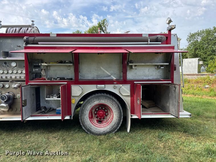 image for item EO4491 1996 E-One Emergency pumper fire truck