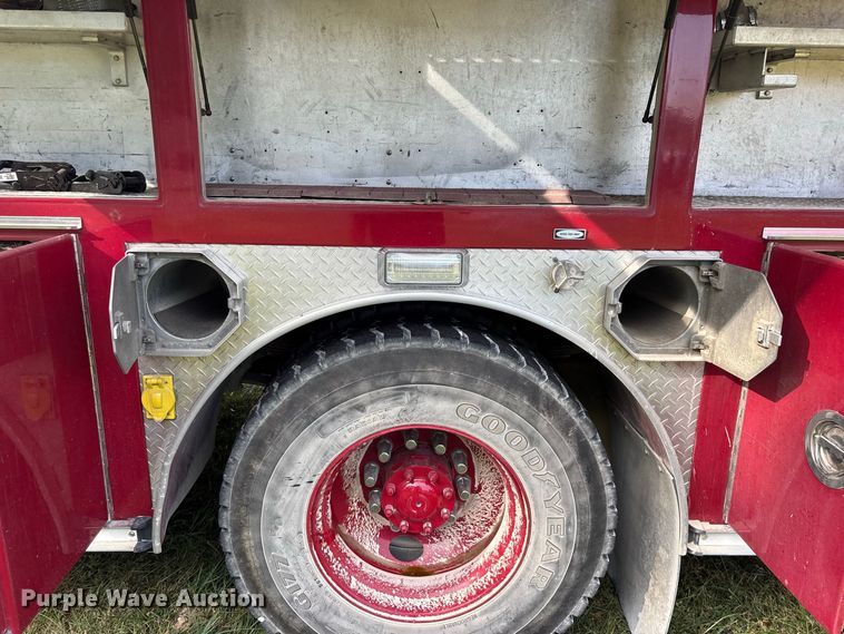image for item EO4491 1996 E-One Emergency pumper fire truck
