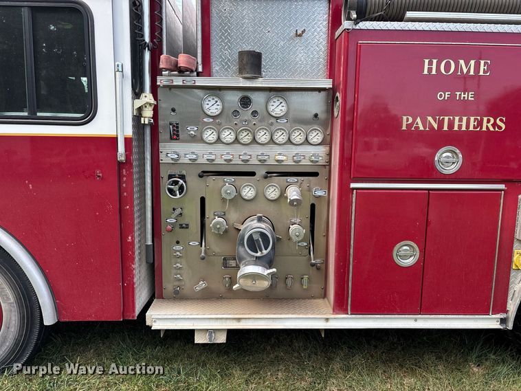 image for item EO4491 1996 E-One Emergency pumper fire truck