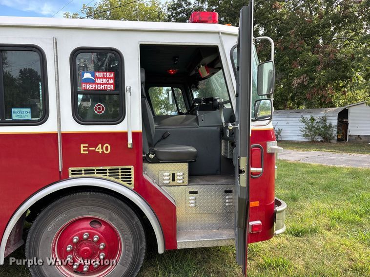 image for item EO4491 1996 E-One Emergency pumper fire truck