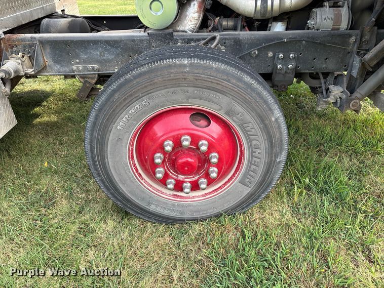 image for item EO4491 1996 E-One Emergency pumper fire truck