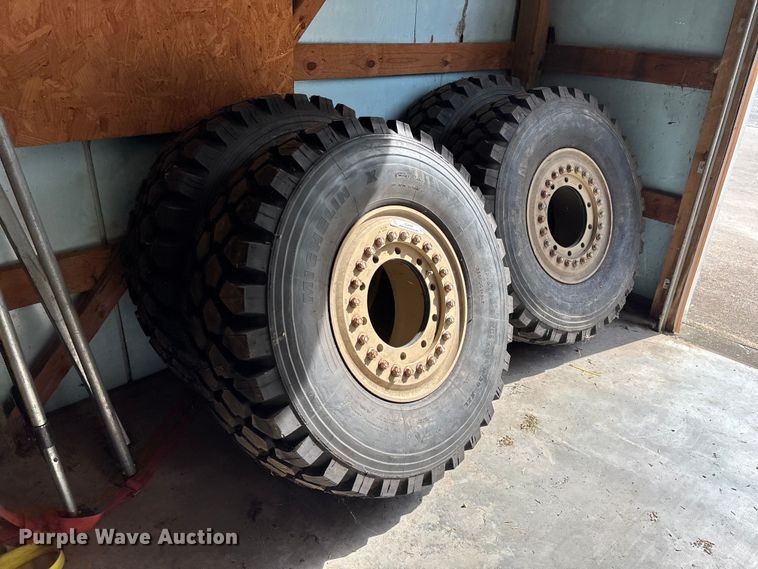 image for item EO4493 (4) Michelin 395/85R20 tires and wheels