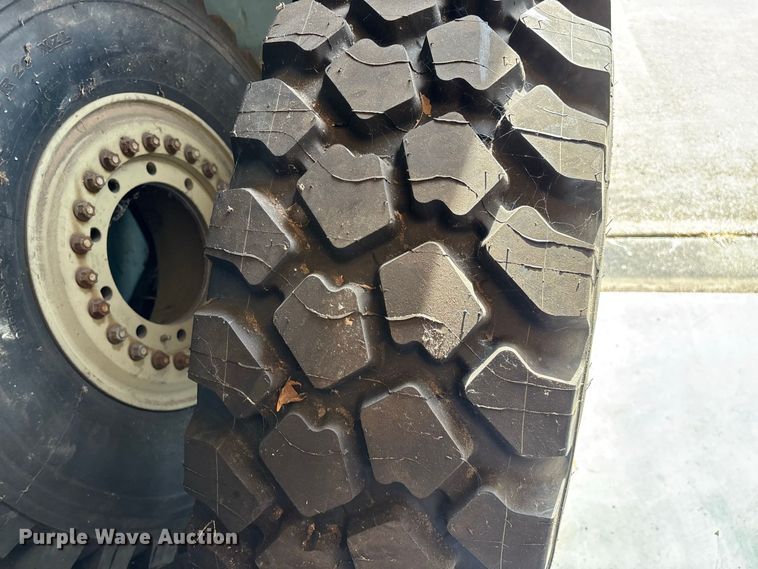 image for item EO4493 (4) Michelin 395/85R20 tires and wheels