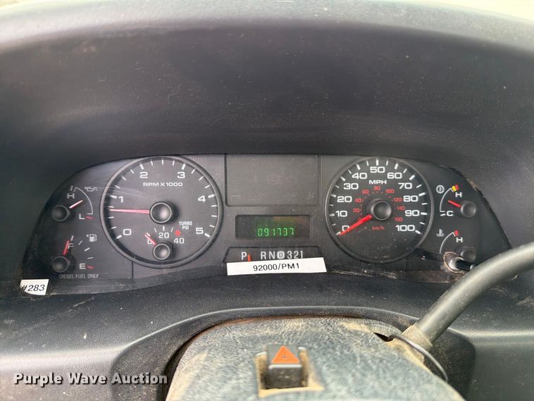 image for item EP7520 2006 Ford F250 Super Duty XL pickup truck