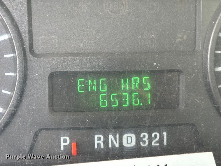 image for item EP7520 2006 Ford F250 Super Duty XL pickup truck
