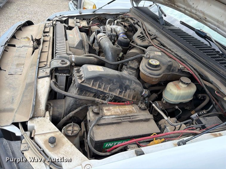 image for item EP7520 2006 Ford F250 Super Duty XL pickup truck