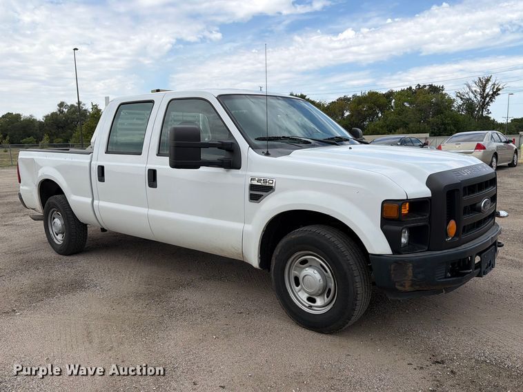 image for item EP7521 2010 Ford F250 Super Duty XL Crew Cab pickup truck