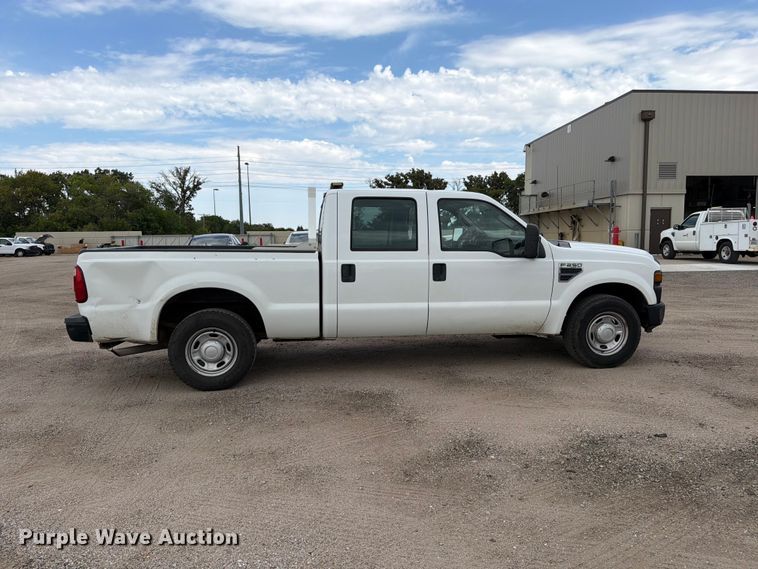 image for item EP7521 2010 Ford F250 Super Duty XL Crew Cab pickup truck