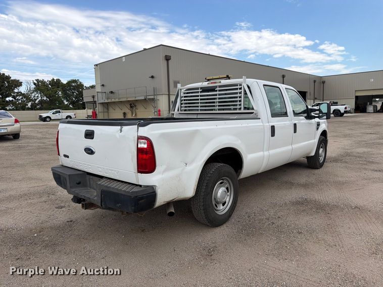 image for item EP7521 2010 Ford F250 Super Duty XL Crew Cab pickup truck