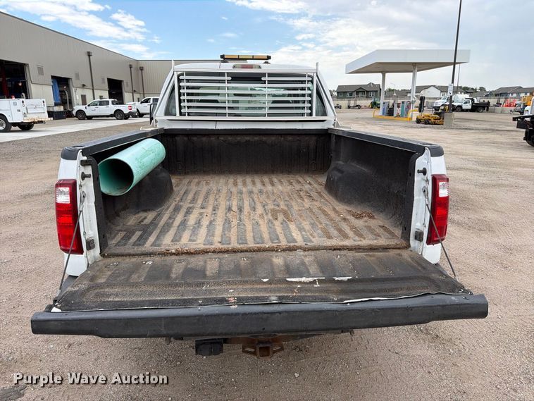 image for item EP7521 2010 Ford F250 Super Duty XL Crew Cab pickup truck