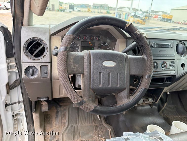 image for item EP7521 2010 Ford F250 Super Duty XL Crew Cab pickup truck
