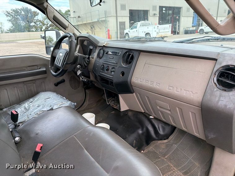 image for item EP7521 2010 Ford F250 Super Duty XL Crew Cab pickup truck