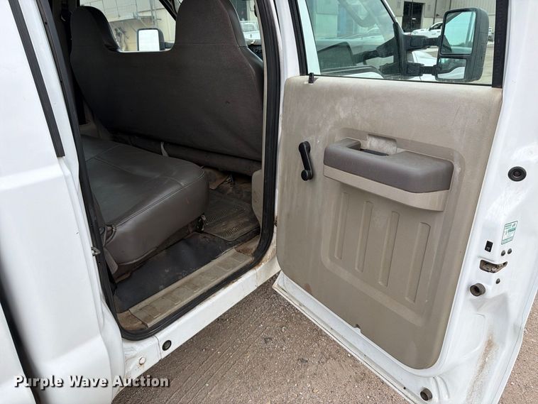 image for item EP7521 2010 Ford F250 Super Duty XL Crew Cab pickup truck