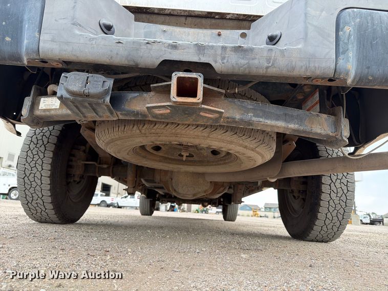image for item EP7521 2010 Ford F250 Super Duty XL Crew Cab pickup truck
