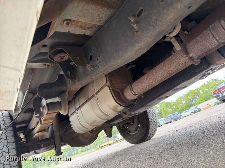 image for item EP7521 2010 Ford F250 Super Duty XL Crew Cab pickup truck