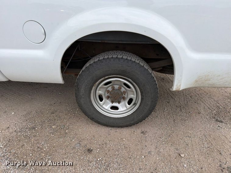 image for item EP7521 2010 Ford F250 Super Duty XL Crew Cab pickup truck