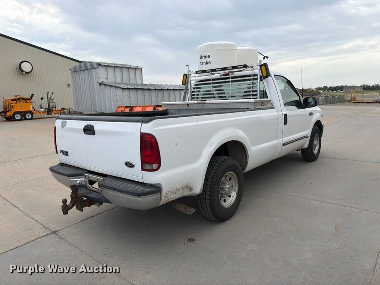 image for item EP7522 2000 Ford F250 Super Duty pickup truck