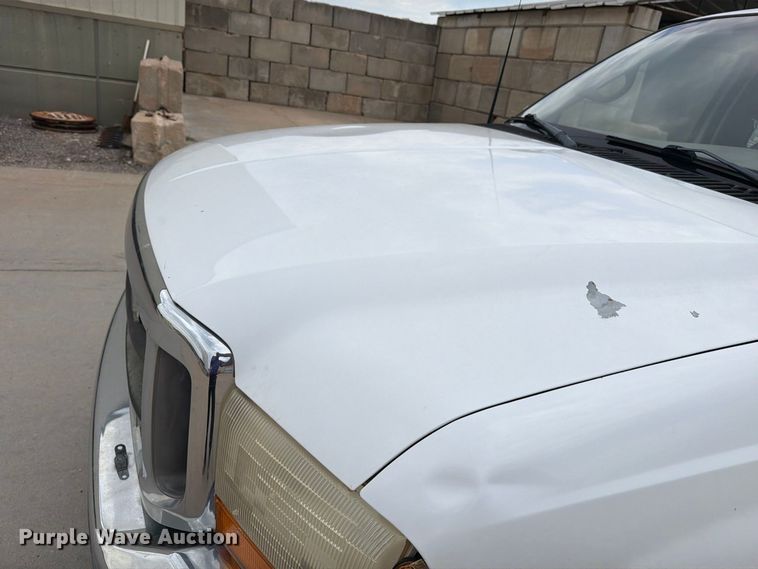 image for item EP7522 2000 Ford F250 Super Duty pickup truck