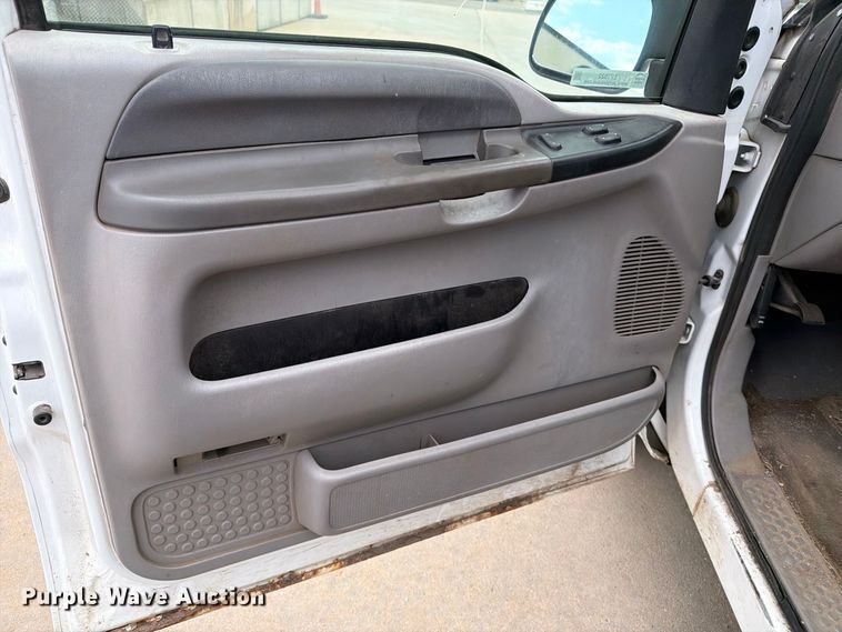 image for item EP7522 2000 Ford F250 Super Duty pickup truck