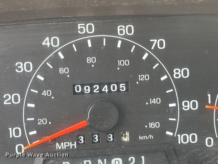 image for item EP7522 2000 Ford F250 Super Duty pickup truck