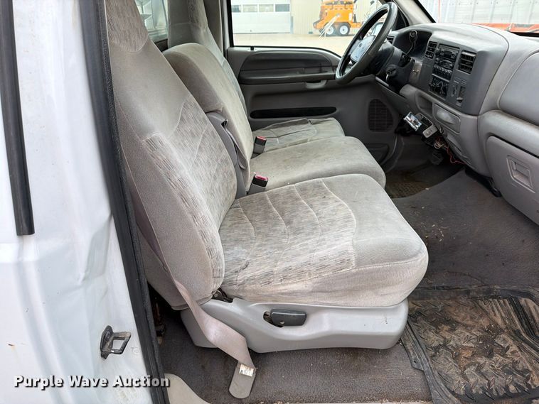 image for item EP7522 2000 Ford F250 Super Duty pickup truck