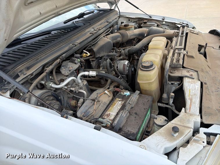 image for item EP7522 2000 Ford F250 Super Duty pickup truck
