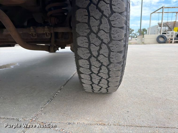 image for item EP7522 2000 Ford F250 Super Duty pickup truck