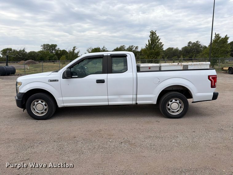 image for item EP7523 2015 Ford F150 XL Ext. Cab pickup truck