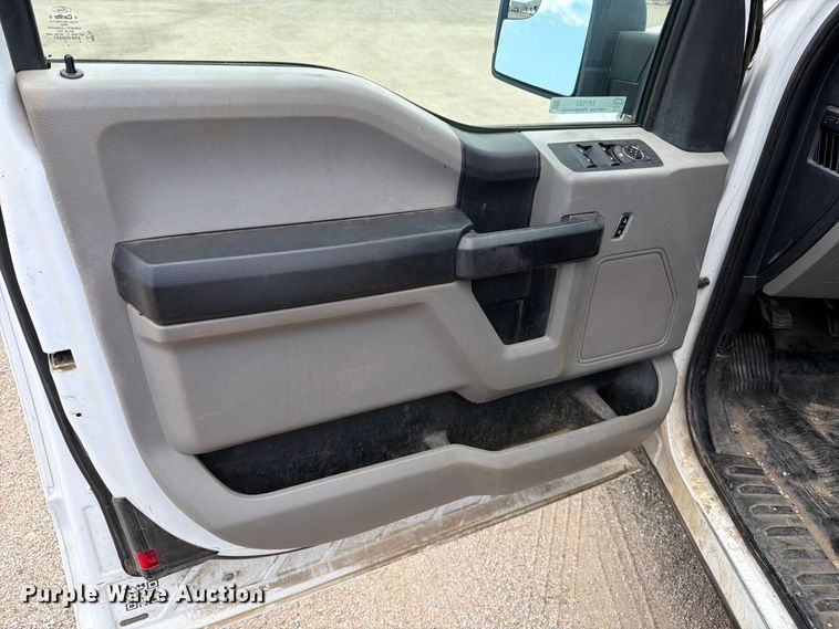 image for item EP7523 2015 Ford F150 XL Ext. Cab pickup truck