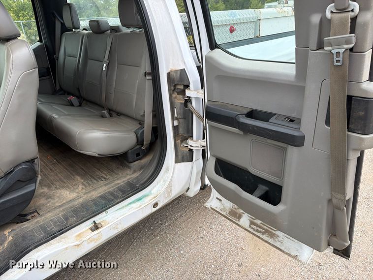 image for item EP7523 2015 Ford F150 XL Ext. Cab pickup truck