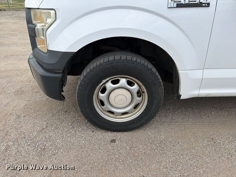 image for item EP7523 2015 Ford F150 XL Ext. Cab pickup truck